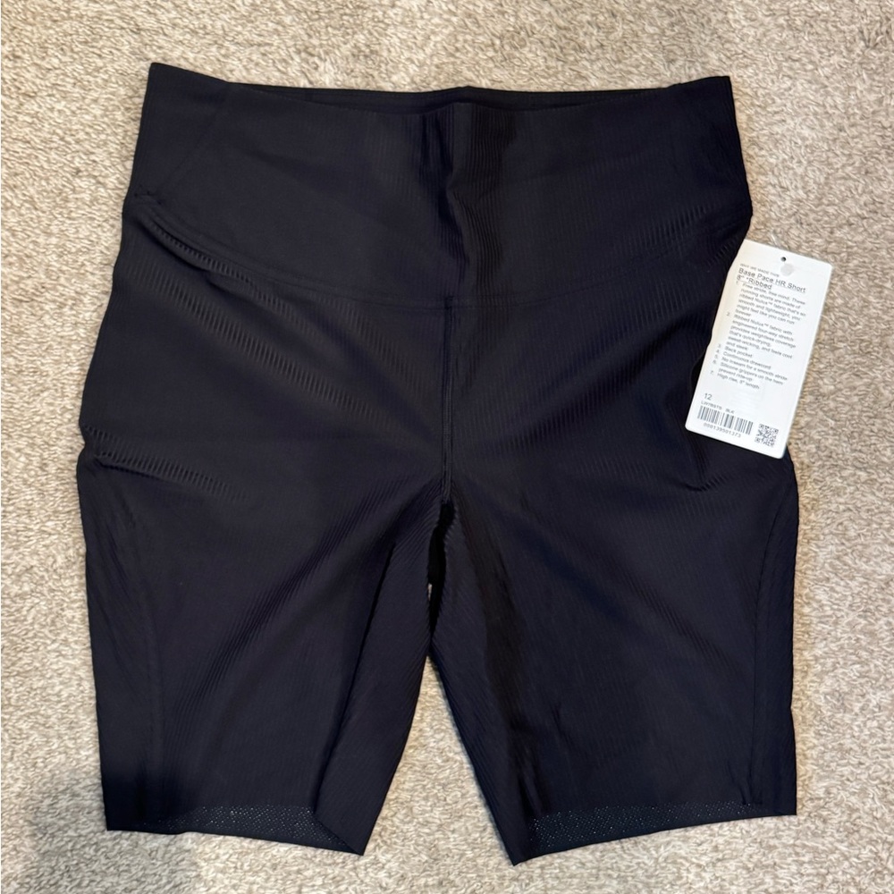 Lululemon Base Pace 8 inch ribbed shorts. New.